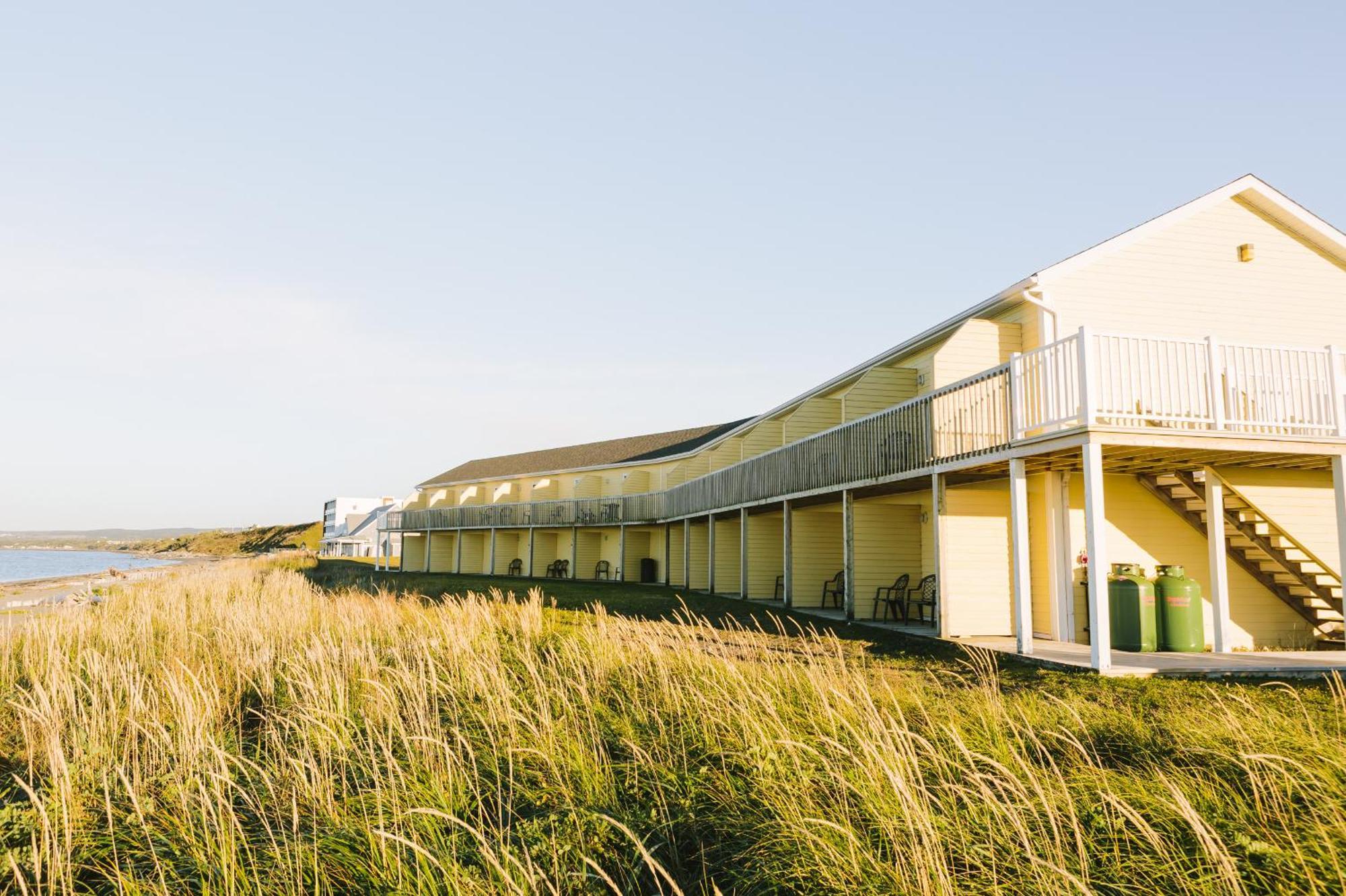 Pavillon Sur Mer Par Riotel Matane Ngoại thất bức ảnh